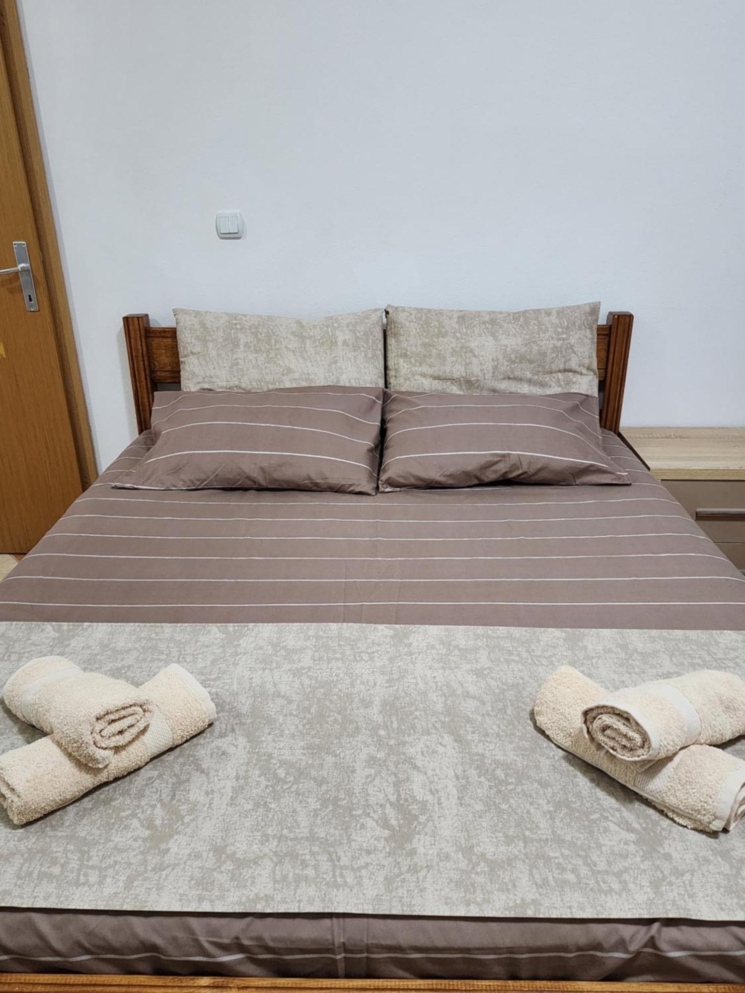 Apartments Ishmi In Center Of Ulcinj Room photo